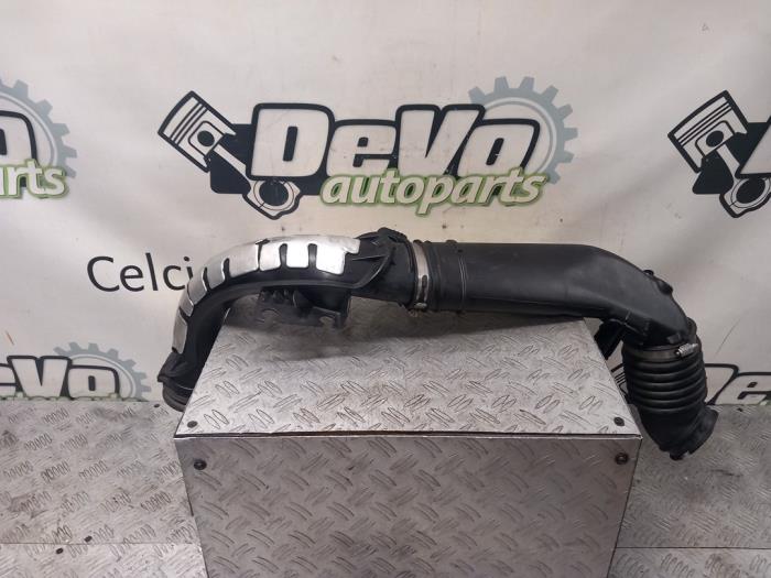 Gebruikte Intercooler Buis Ford Focus 3 ST 2.0 ST EcoBoost 16V Prijs € 90,75 Inclusief btw aangeboden door DeVo Autoparts
