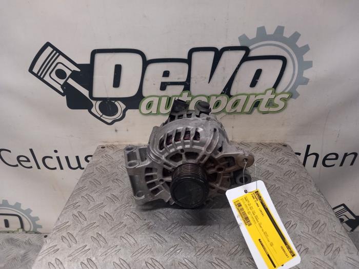 Gebruikte Dynamo Ford C-Max (DXA) 1.5 Ti-VCT EcoBoost 150 16V Van Prijs € 60,50 Inclusief btw aangeboden door DeVo Autoparts