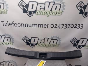 Gebruikte Bekleding bagageruimte Toyota RAV4 (A5) 2.5 Hybrid 16V AWD Prijs € 60,50 Inclusief btw aangeboden door DeVo Autoparts