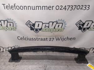 Gebruikte Bumperbalk achter Ford C-Max (DXA) 1.0 Ti-VCT EcoBoost 12V 100 Prijs € 36,30 Inclusief btw aangeboden door DeVo Autoparts
