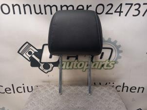 Gebruikte Hoofdsteun Ford B-Max (JK8) 1.0 EcoBoost 12V 100 Prijs € 60,50 Inclusief btw aangeboden door DeVo Autoparts