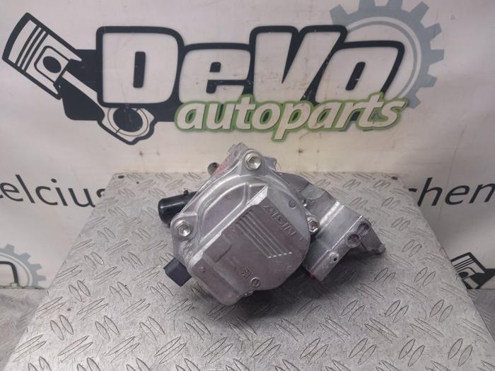 Gebruikte Waterpomp Toyota RAV4 (A5) 2.5 Hybrid 16V AWD Prijs € 302,50 Inclusief btw aangeboden door DeVo Autoparts