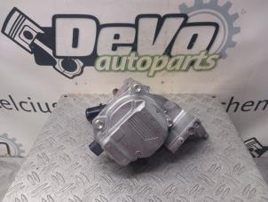 Gebruikte Waterpomp Toyota RAV4 (A5) 2.5 Hybrid 16V AWD Prijs € 302,50 Inclusief btw aangeboden door DeVo Autoparts