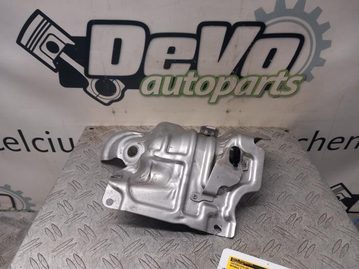 Gebruikte Hitteschild uitlaat Renault Captur I (2R) 1.2 TCE 16V EDC Prijs € 30,25 Inclusief btw aangeboden door DeVo Autoparts
