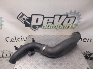 Gebruikte Intercooler Buis Renault Clio IV (5R) 1.2 TCE 16V GT EDC Prijs € 42,35 Inclusief btw aangeboden door DeVo Autoparts