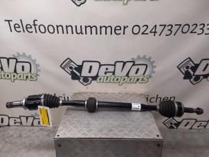 Gebruikte Steekas rechts-voor Toyota C-HR (X1,X5) 1.8 16V Hybrid Prijs € 151,25 Inclusief btw aangeboden door DeVo Autoparts