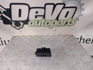 Gebruikte Schakelaar (diversen) Ford Kuga II (DM2) 1.5 EcoBoost 16V 120 Prijs € 24,20 Inclusief btw aangeboden door DeVo Autoparts