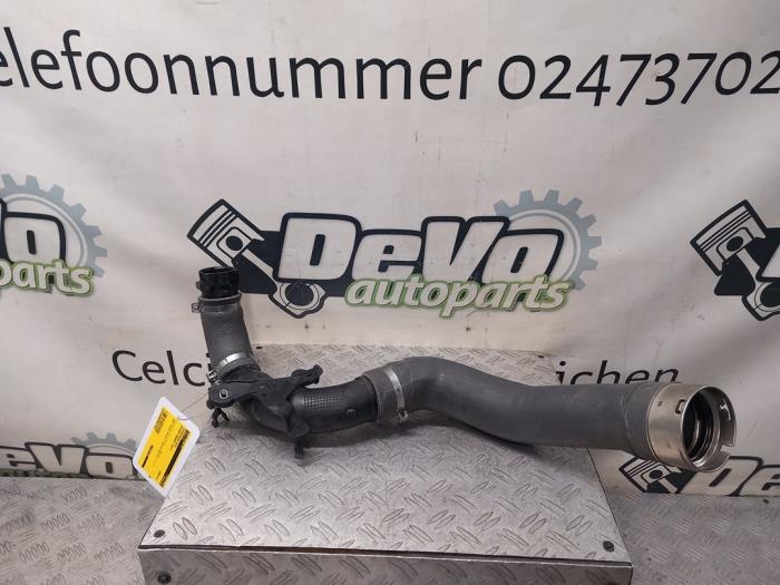 Gebruikte Intercooler Buis Nissan Qashqai (J11) 1.2 12V DIG-T Prijs € 48,40 Inclusief btw aangeboden door DeVo Autoparts