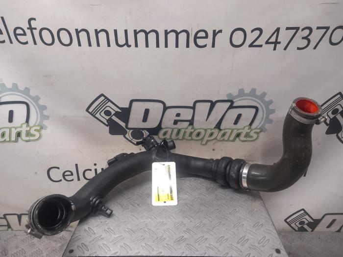 Gebruikte Intercooler Buis Ford Kuga II (DM2) 1.5 EcoBoost 16V 120 Prijs € 78,65 Inclusief btw aangeboden door DeVo Autoparts
