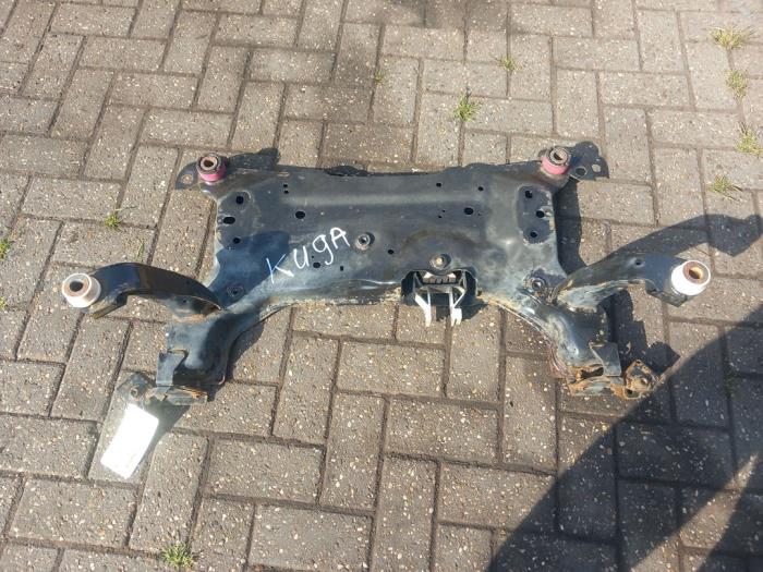 Gebruikte Subframe Ford Kuga II (DM2) 1.5 EcoBoost 16V 120 Prijs € 121,00 Inclusief btw aangeboden door DeVo Autoparts