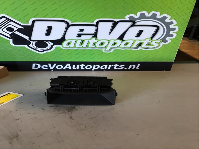 Gebruikte Boordcomputer Opel Zafira (M75) 1.7 CDTi 16V Prijs op aanvraag aangeboden door DeVo Autoparts