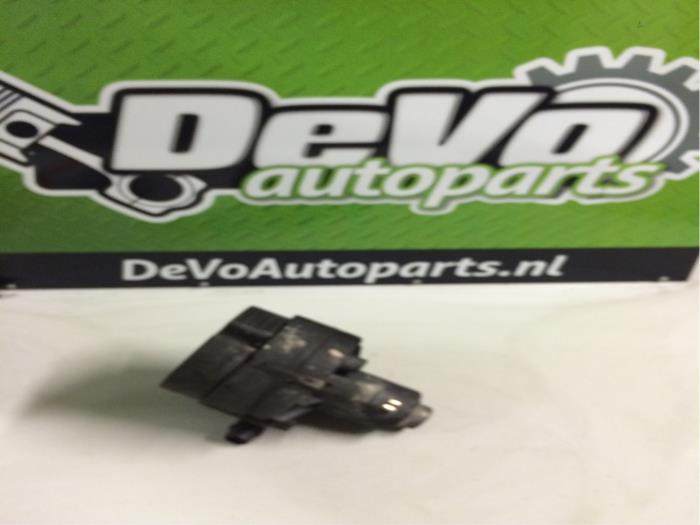 Gebruikte Pullairpomp Mercedes C (W203) 2.0 C-180 16V Prijs op aanvraag aangeboden door DeVo Autoparts