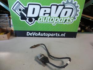 Gebruikte Lambda Sonde Peugeot 308 SW (L4/L9/LC/LJ/LR) 1.6 BlueHDi 120 Prijs op aanvraag aangeboden door DeVo Autoparts