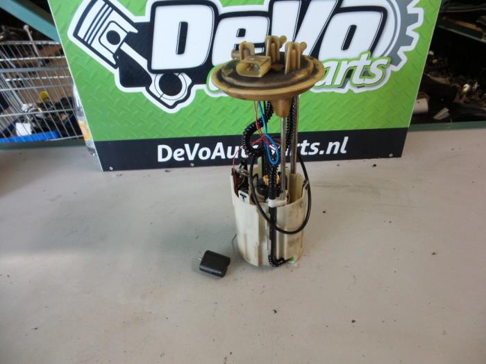 Gebruikte Tank element Pomp Mercedes Sprinter 3,5t (906.63) 210 CDI 16V Euro 5 Prijs op aanvraag aangeboden door DeVo Autoparts