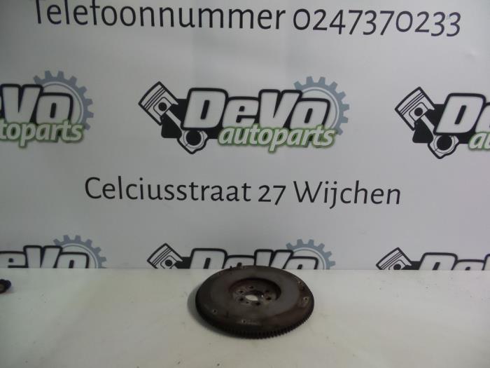 Gebruikte Starterkrans Alfa Romeo 147 (937) 1.6 Twin Spark 16V Prijs op aanvraag aangeboden door DeVo Autoparts
