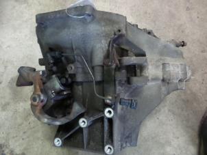 Gebruikte Versnellingsbak Ford Mondeo IV Wagon 1.8 TDCi 125 16V Prijs op aanvraag aangeboden door DeVo Autoparts