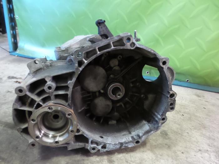 Gebruikte Versnellingsbak Seat Leon (1P1) 2.0 TDI 16V FR Prijs op aanvraag aangeboden door DeVo Autoparts