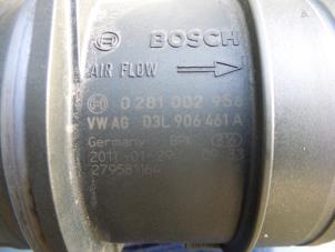 Gebruikte Luchtmassameter Seat Leon (1P1) 2.0 TDI 16V FR Prijs op aanvraag aangeboden door DeVo Autoparts