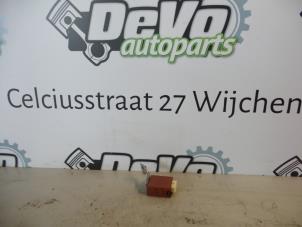 Gebruikte Module Centrale Deurvergrendeling Toyota Yaris III (P13) 1.5 16V Hybrid Prijs op aanvraag aangeboden door DeVo Autoparts