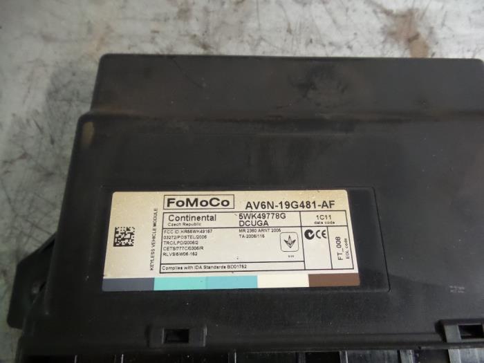 Computer Body Control van een Ford Focus 3 1.6 Ti-VCT 16V 125 2013