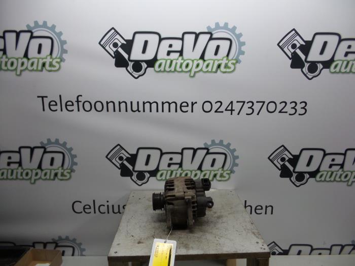 Gebruikte Dynamo Kia Cee'd Sporty Wagon (EDF) 1.6 CRDi 115 16V Prijs op aanvraag aangeboden door DeVo Autoparts