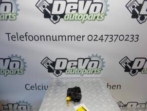 Gebruikte Stuurhoek sensor Volkswagen Golf Plus (5M1/1KP) 1.4 TSI 122 16V Prijs op aanvraag aangeboden door DeVo Autoparts