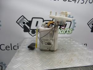 Gebruikte Tank element Pomp Kia Rio III (UB) 1.2 CVVT 16V Prijs op aanvraag aangeboden door DeVo Autoparts