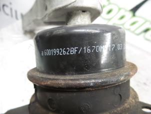 Motorrubber van een Skoda Fabia II (5J) 1.2i 2010