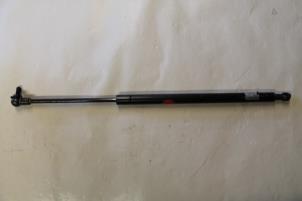 Gebruikte Cabriodak cilinder Audi TT Prijs € 30,00 Margeregeling aangeboden door Donkers VAG Parts