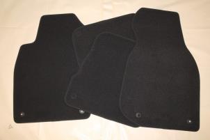 Nieuwe Matten Set Audi A6 Prijs € 54,99 Inclusief btw aangeboden door Donkers VAG Parts