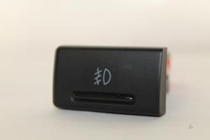 Gebruikte Mistlamp Schakelaar Audi A8 Prijs € 8,00 Margeregeling aangeboden door Donkers VAG Parts