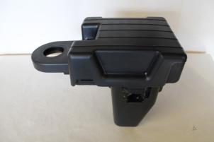 Gebruikte Steun (diversen) Audi A4 Prijs € 75,00 Margeregeling aangeboden door Donkers VAG Parts