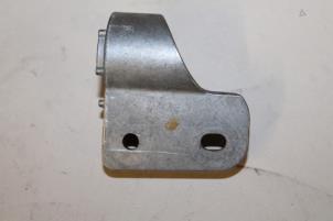 Gebruikte Steun (diversen) Audi A8 Prijs € 8,00 Margeregeling aangeboden door Donkers VAG Parts