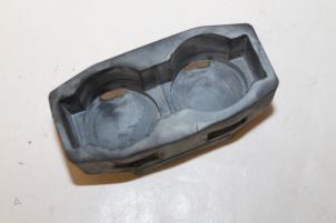 Gebruikte Steun (diversen) Audi A4 Prijs € 5,00 Margeregeling aangeboden door Donkers VAG Parts