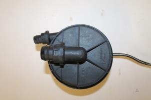 Gebruikte Secundaire Pomp Audi RS 4 (B7) RS4 4.2 V8 40V Prijs € 75,00 Margeregeling aangeboden door Donkers VAG Parts