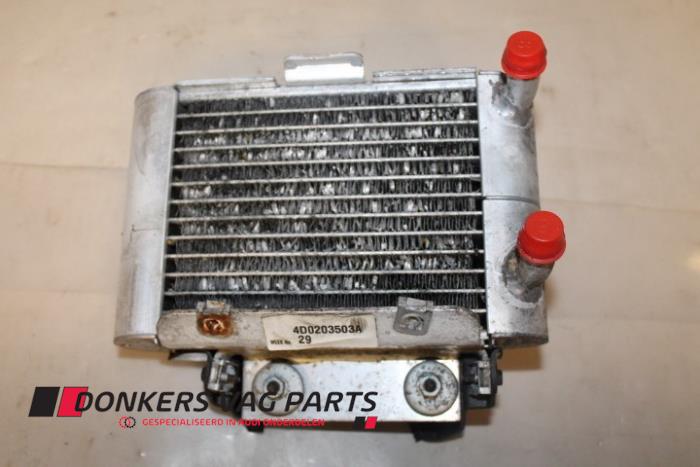 Gebruikte Radiateur Audi A8 (D2) 3.3 TDI 32V Quattro Prijs € 50,00 Margeregeling aangeboden door Donkers VAG Parts