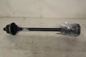 Gebruikte Steekas links-achter Audi A8 Prijs € 25,00 Margeregeling aangeboden door Donkers VAG Parts