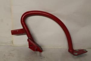 Gebruikte Achterklep Scharnier Audi A4 Prijs € 20,00 Inclusief btw aangeboden door Donkers VAG Parts