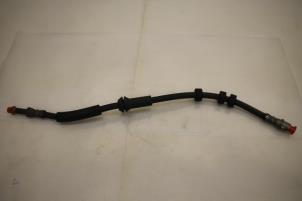 Gebruikte Remslang achter Audi A6 Prijs € 15,00 Margeregeling aangeboden door Donkers VAG Parts