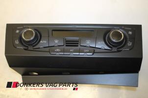 Gebruikte Climatronic Paneel Audi A4 Avant (B8) 2.0 TDI 16V Prijs € 75,00 Margeregeling aangeboden door Donkers VAG Parts