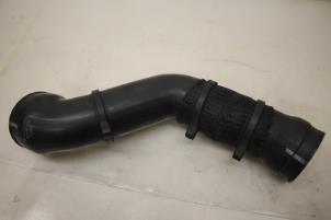 Gebruikte Intercooler Slang Audi TT Roadster (8N9) 1.8 20V Turbo Prijs € 40,00 Margeregeling aangeboden door Donkers VAG Parts