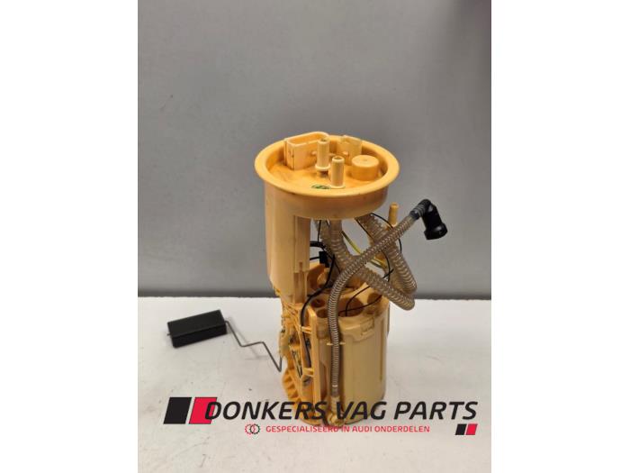 Gebruikte Tank element Pomp Audi A6 Avant (C5) 2.5 TDI V6 24V Prijs € 50,00 Margeregeling aangeboden door Donkers VAG Parts