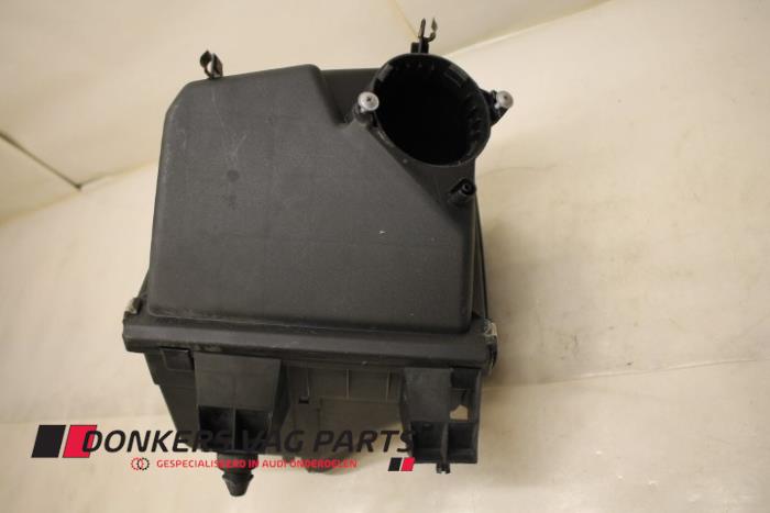 Gebruikte Luchtfilterhuis Audi A6 Avant (C5) 2.5 TDI V6 24V Prijs € 15,00 Margeregeling aangeboden door Donkers VAG Parts