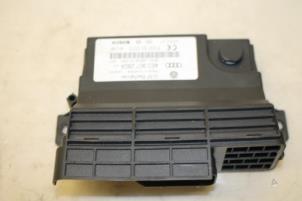 Gebruikte Bodycontrol Module Audi A8 (D3) 4.0 TDI V8 32V Lang Quattro Prijs € 50,00 Margeregeling aangeboden door Donkers VAG Parts