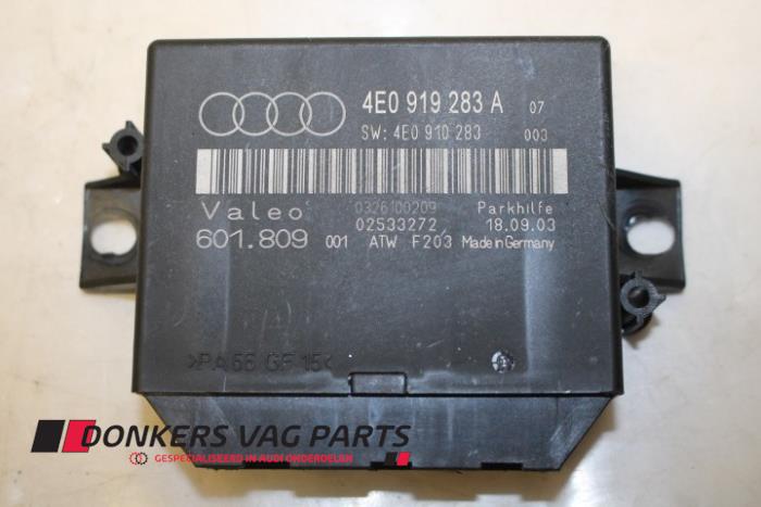 Gebruikte Module PDC Audi A8 (D3) 4.0 TDI V8 32V Lang Quattro Prijs € 30,00 Margeregeling aangeboden door Donkers VAG Parts