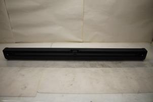 Gebruikte Bagagenet Audi S6 Avant (C5) S6 4.2 40V Prijs € 25,00 Margeregeling aangeboden door Donkers VAG Parts