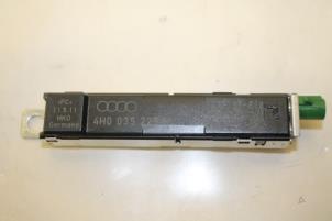 Gebruikte Antenne Versterker Audi S8 Prijs € 20,00 Inclusief btw aangeboden door Donkers VAG Parts