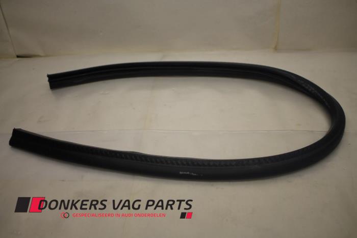 Gebruikte Diversen Audi A3 Limousine (8VS/8VM) 2.0 TFSI 16V Prijs € 8,00 Inclusief btw aangeboden door Donkers VAG Parts
