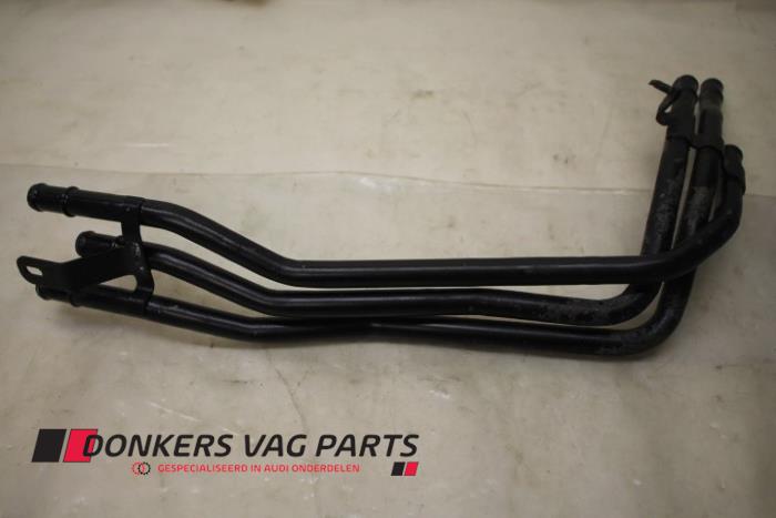 Gebruikte Waterpijp Audi A6 Avant (C6) 3.0 TDI V6 24V Quattro Prijs € 15,00 Margeregeling aangeboden door Donkers VAG Parts
