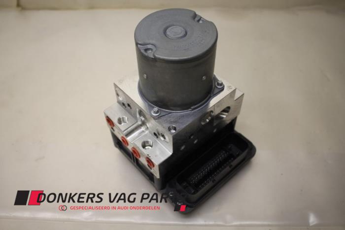 Gebruikte ABS Pomp Audi A8 (D4) 3.0 V6 24V 45 TFSI Quattro Prijs € 500,03 Inclusief btw aangeboden door Donkers VAG Parts